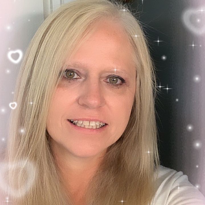 Profile Picture of Lisa Ray Revis (@lisarevis1) on Tiktok