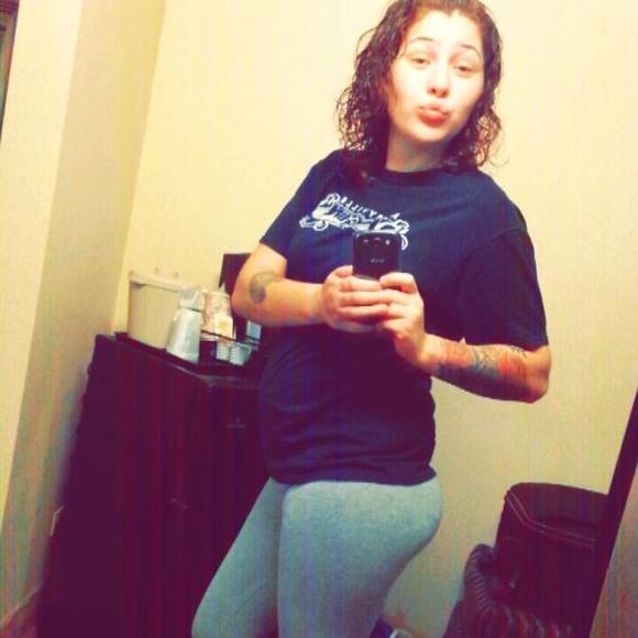 Profile Picture of Jacinta Grass (@cintabeean) on Poshmark