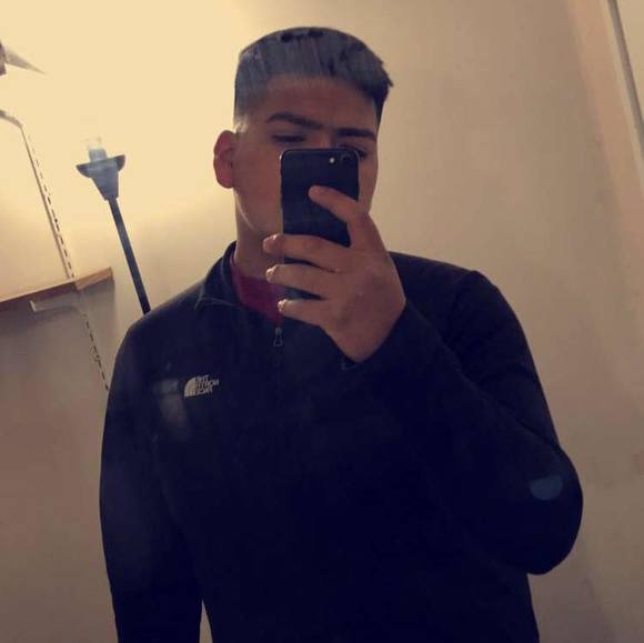 Profile Picture of Bulfrano Gonzalez (@bulfrano) on Poshmark