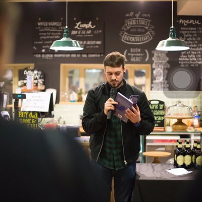 Profile Picture of Thomas Wolfe (@tomarsewolfe) on Twitter