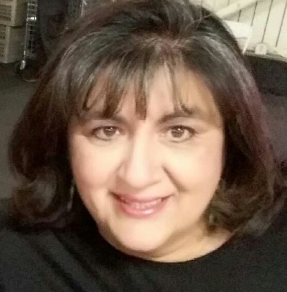 Profile Picture of Raquel Vidal (@rachvidal09) on Poshmark