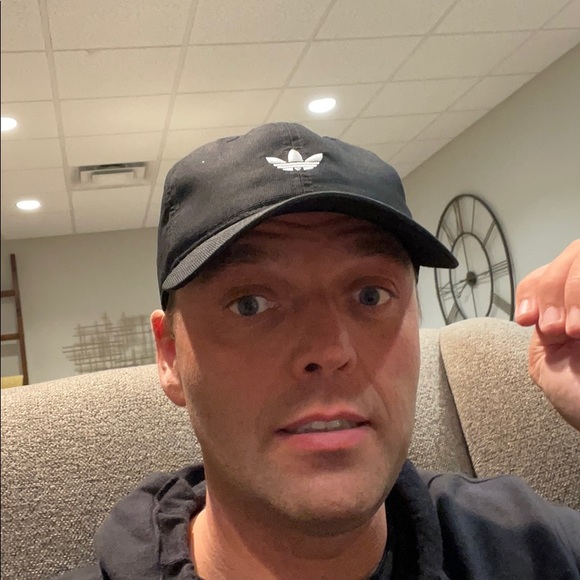 Profile Picture of Nathan Puccini (@nathanpuccini) on Poshmark