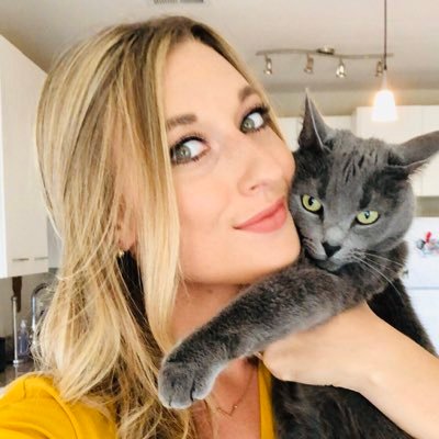 Profile Picture of Amber Moore (@A_Linette) on Twitter