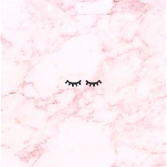 Profile Picture of Tia Jervis (@tiajervis) on Poshmark