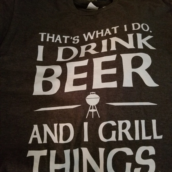 Profile Picture of Christine Barnella (@cbarnella) on Poshmark