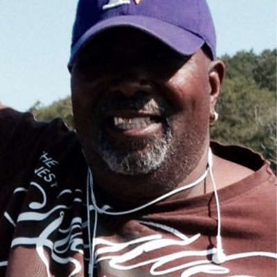 Profile Picture of R.Mike Rue (@RMikeRue1) on Twitter
