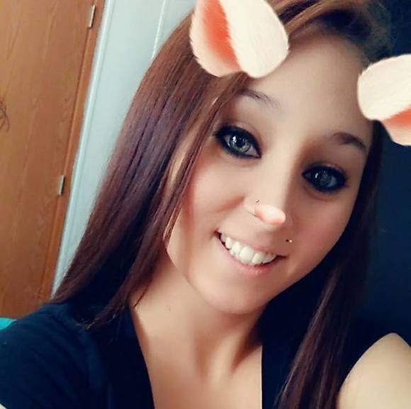 Profile Picture of Aimee Eaker (@aimee_eaker317) on Poshmark