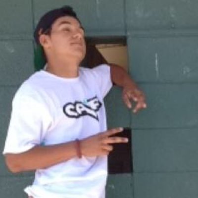 Profile Picture of Robert Renfroe (@r_renfroe213) on Twitter