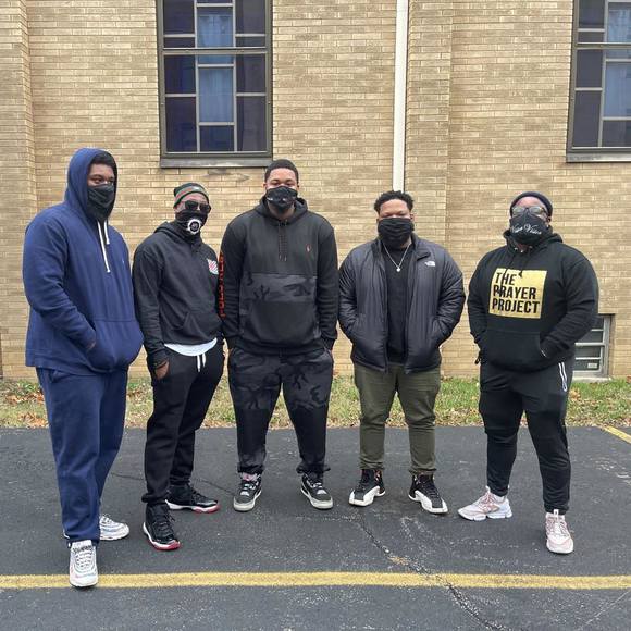 Profile Picture of Joey Gordon (@joeygordon1219) on Poshmark