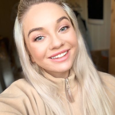 Profile Picture of FrøkenHansen (@RebeccaHansen18) on Twitter