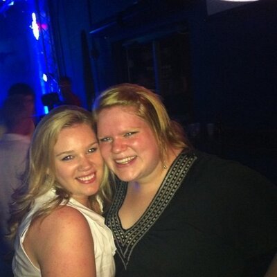 Profile Picture of Emily Danielson (@missshemar53) on Twitter