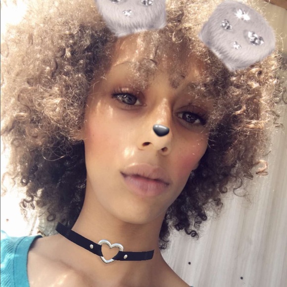 Profile Picture of Angeica Prostko (@likabean21) on Poshmark