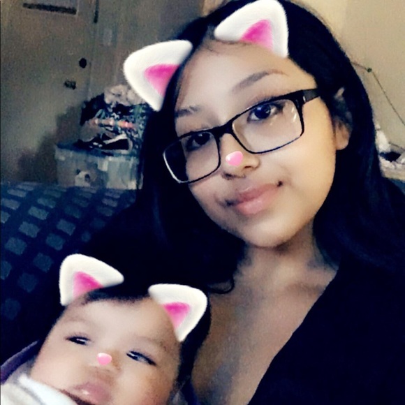 Profile Picture of Janet Preciado (@janetpreciad261) on Poshmark