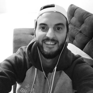 Victor Comis - Facebook Profile Picture of Victor Comis (@victor.comis.3) on Facebook