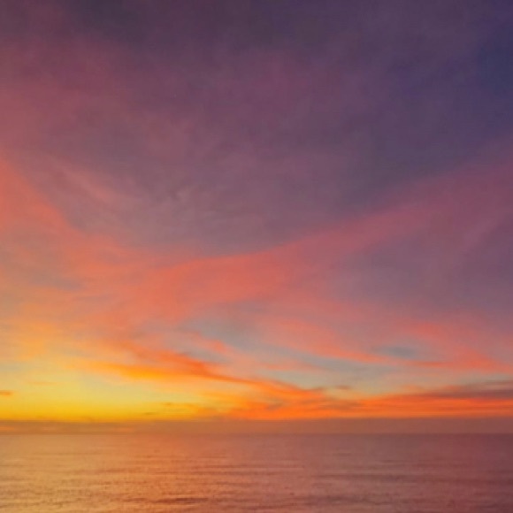 Profile Picture of Skye Harrison (@skye51407) on Poshmark