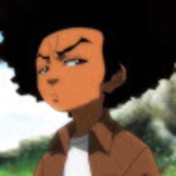 Profile Picture of Julian Hill (@juli4nhill_) on Poshmark