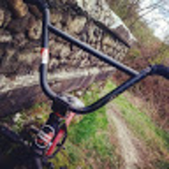 Profile Picture of Woonsocket Bmx (@wolf112288) on Poshmark