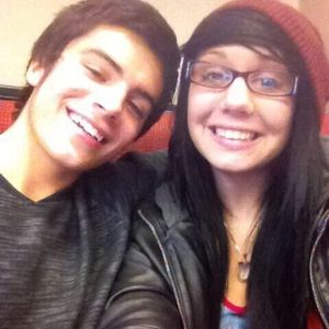 Profile Picture of Jessica Lamarca (@glitterfeline) on Myspace