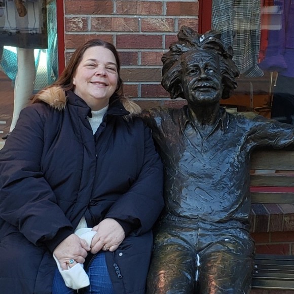 Profile Picture of Whitney Hudson (@whudson12) on Poshmark