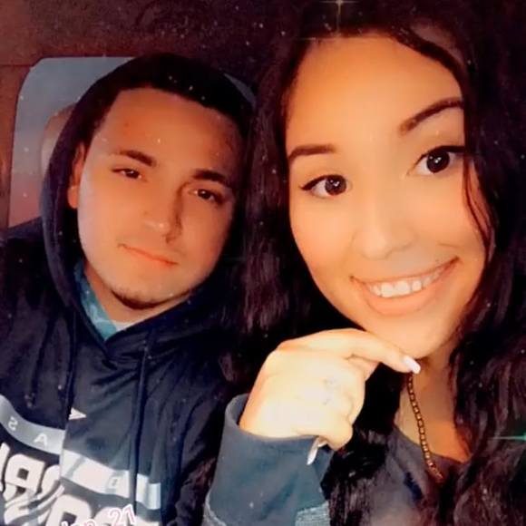 Profile Picture of Isis Perez (@cleoperez7) on Poshmark