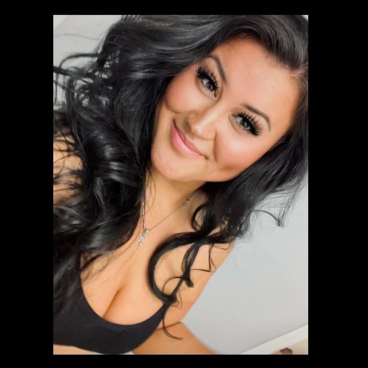 Profile Picture of Beachmom (@@ambernkelley) on Tiktok