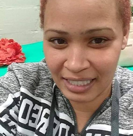 Profile Picture of Jonette Mccall (@jonettemccall) on Poshmark