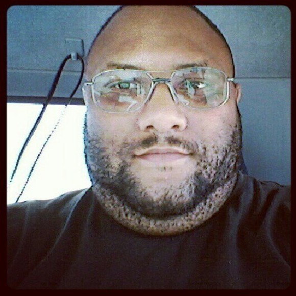 Profile Picture of Joseph Hannah (@bigjojoe) on Poshmark