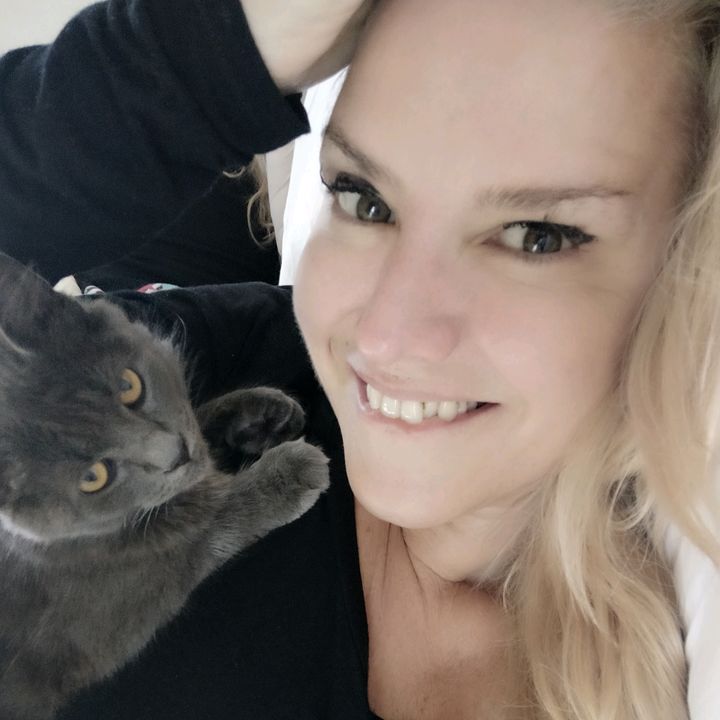 Profile Picture of kary (@karycanton) on Tiktok