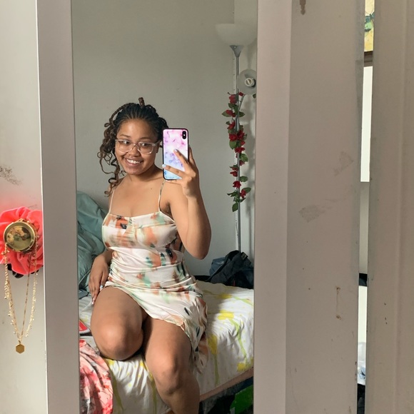 Profile Picture of Jasmine Mack (@jasminemackshop) on Poshmark