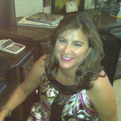 Profile Picture of Laurie Jaqua Brooks (@hotdice) on Twitter