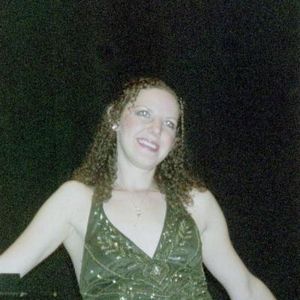 Sarah Limper - Myspace Profile Picture of Sarah Limper (@sarahlimpermusic) on Myspace