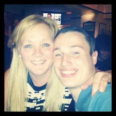 Profile Picture of Mandi Daniels (@madmoon16) on Twitter
