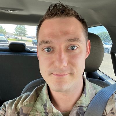 Profile Picture of Charles Farlow (@farlow_charles) on Twitter