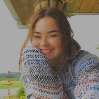 Profile Picture of Laceelee (@LaceeLargen) on Twitter