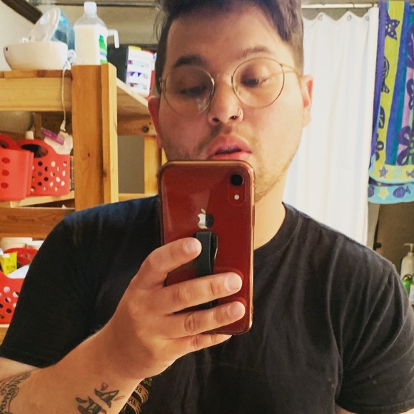 Profile Picture of Joshua Jurak (@joshyyj13) on Poshmark