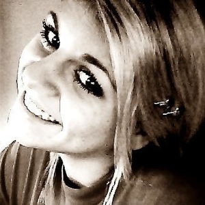 Profile Picture of Julia Absenger (@111886108) on Myspace