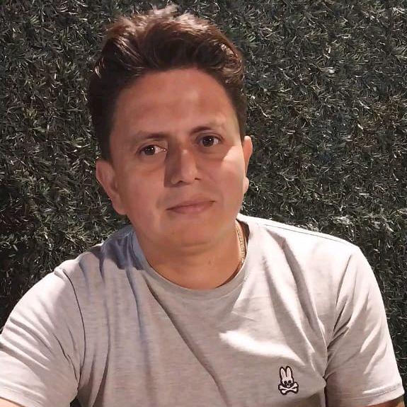 Profile Picture of William (@williamsbotello) on Tiktok