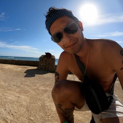 Profile Picture of Mario Alonso (@alonsozombie) on Twitter