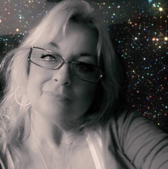 Profile Picture of Deborah Gentry (@jed) on Poshmark