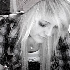 Profile Picture of Aleshia Smith (@aleshia_adore) on Myspace