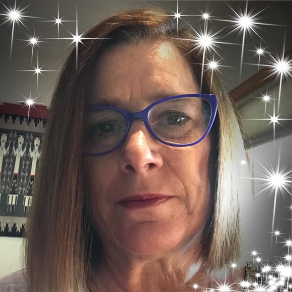 Profile Picture of Cindy Browning (@burmeselvr) on Poshmark