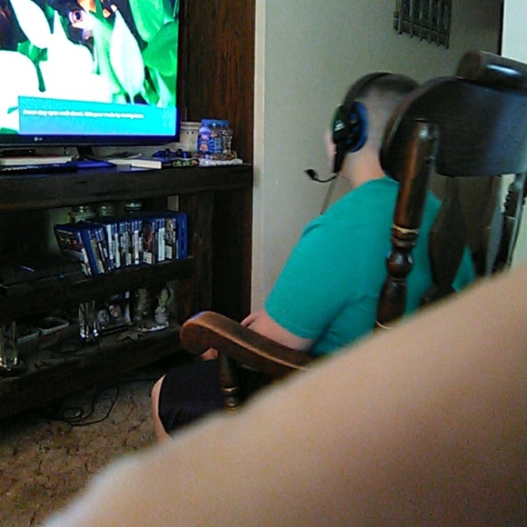 Profile Picture of Cindy Hahn (@cindy_hahn) on Poshmark