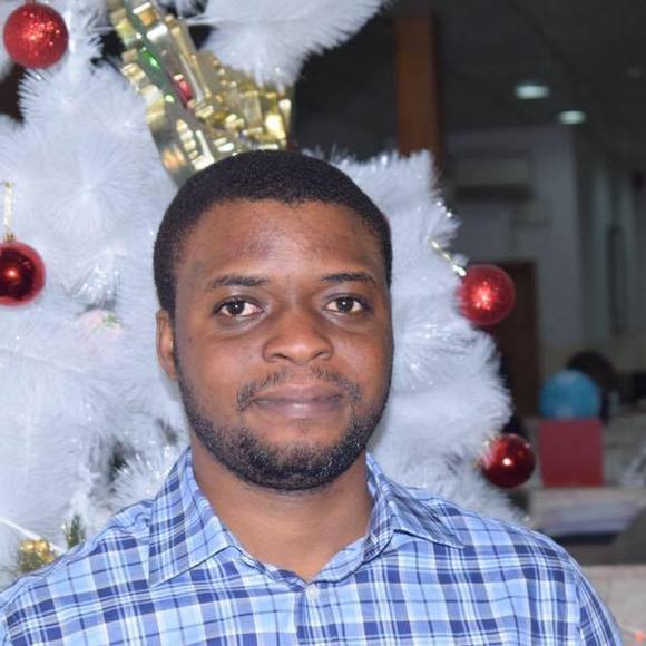 Profile Picture of Ajayi Ajeniyi (@ajayiaje) on Poshmark