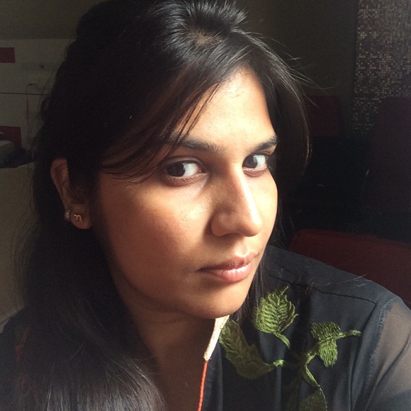 Profile Picture of Swati Shah (@swati291) on Poshmark