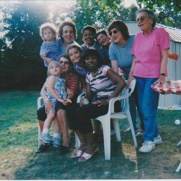 Profile Picture of Jen Santorelli (@jensantorelli) on Poshmark