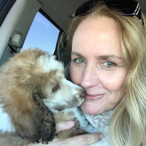 Profile Picture of Davina Bedsole (@psydoc) on Poshmark