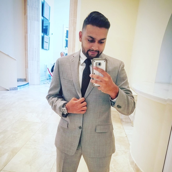 Profile Picture of Maarij Muhammad (@mkhairu) on Poshmark