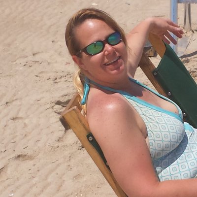 Profile Picture of Crystal Fulcher (@crystalplayyarn) on Twitter