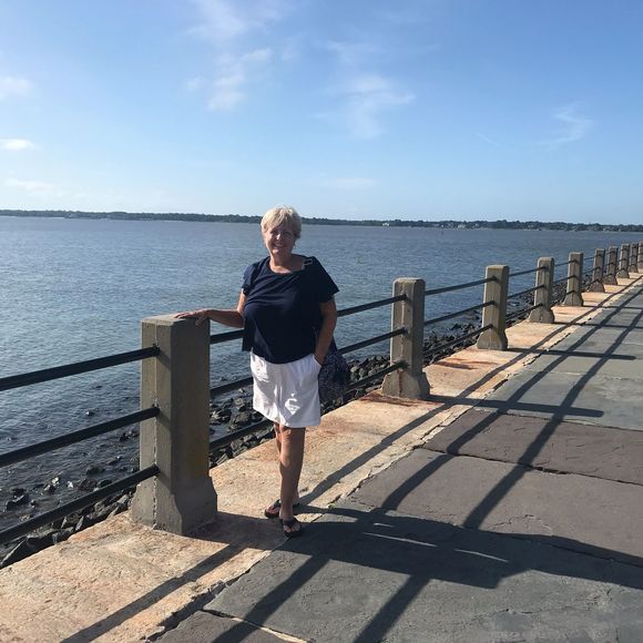 Profile Picture of Mary Grzesiak (@marygrzesiak) on Poshmark