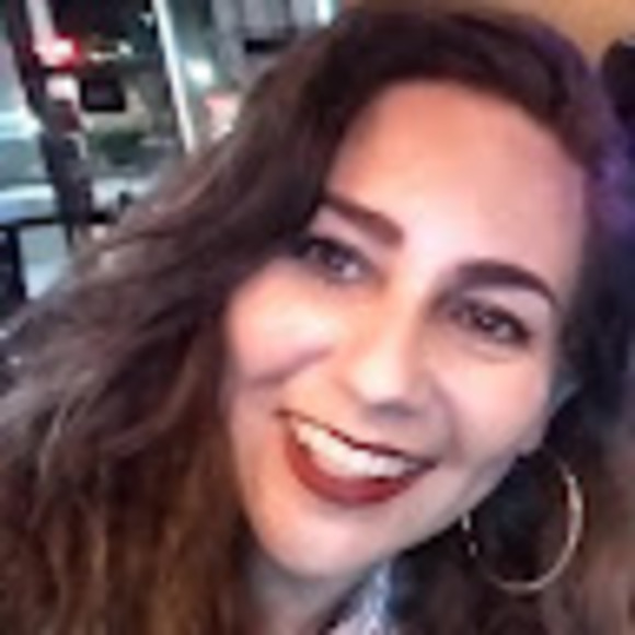 Anel Sanchez - Poshmark Profile Picture of Anel Sanchez (@anelsanchez0610) on Poshmark